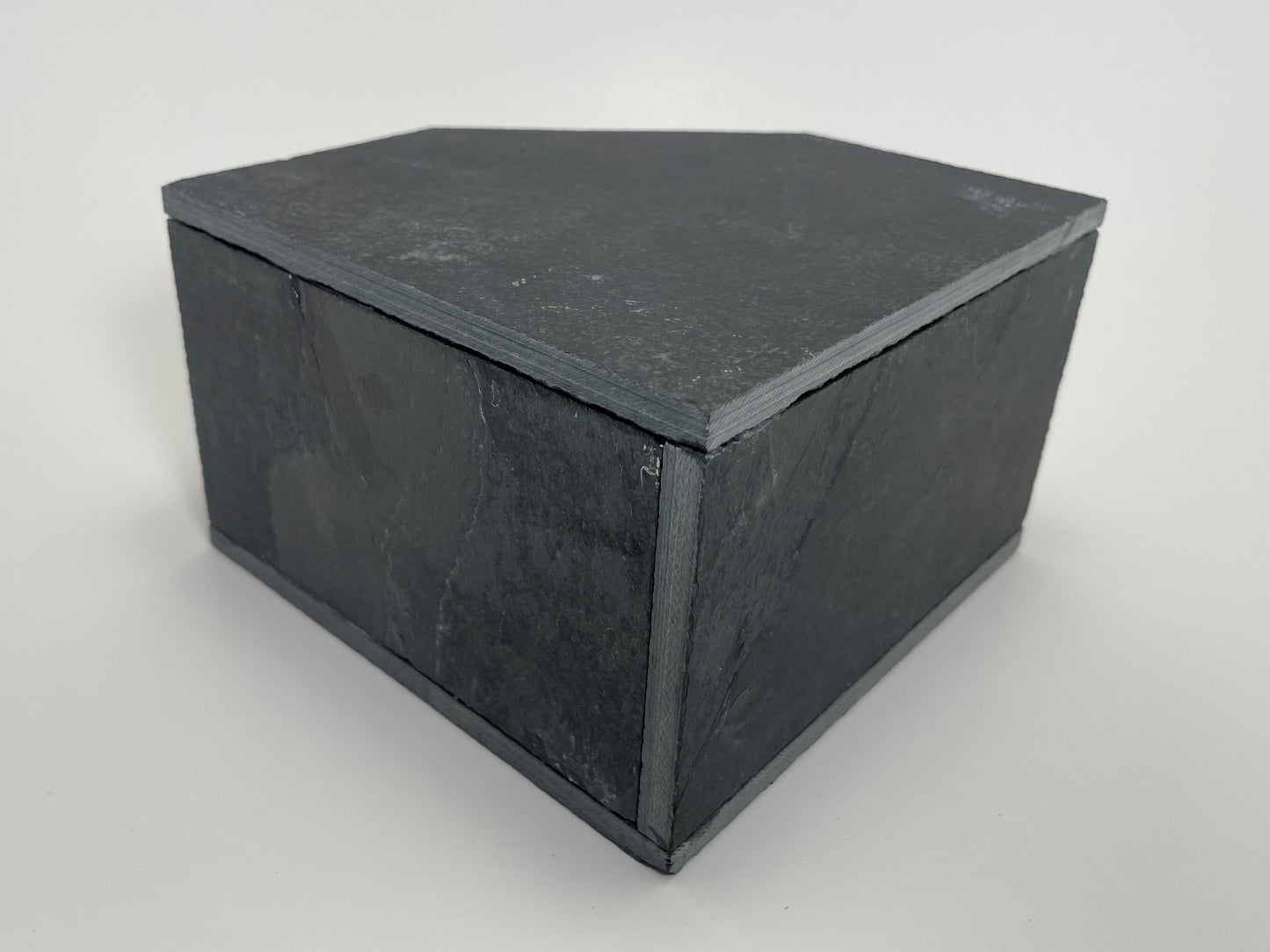 Slate Cave Hide 6x6x3.5"