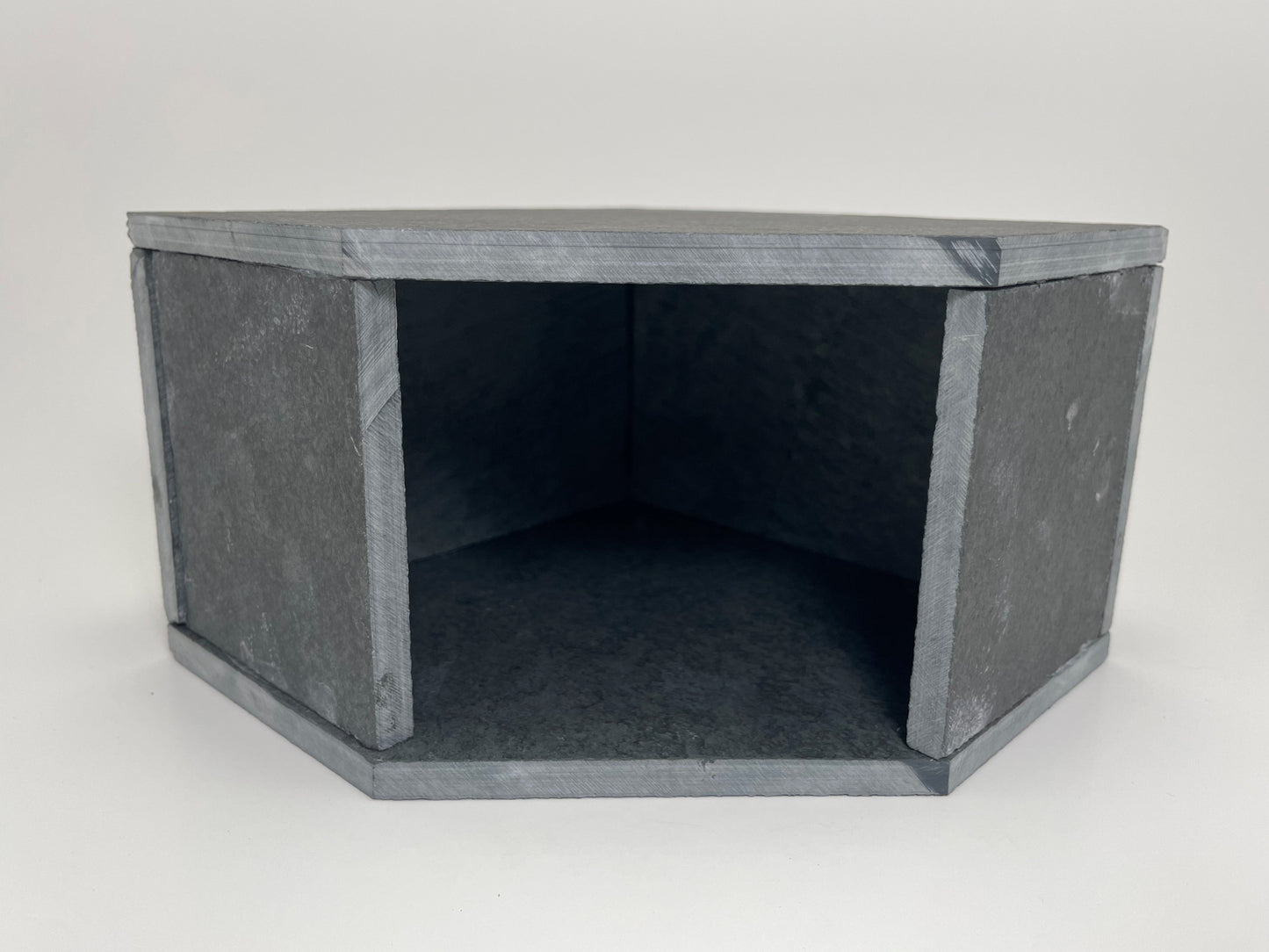 Slate Cave Hide 6x6x3.5"