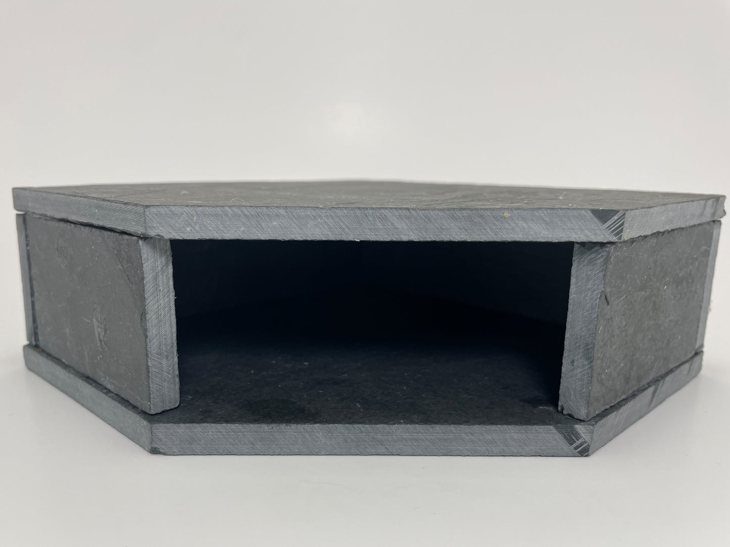 Slate Cave Hide 6x6x2"