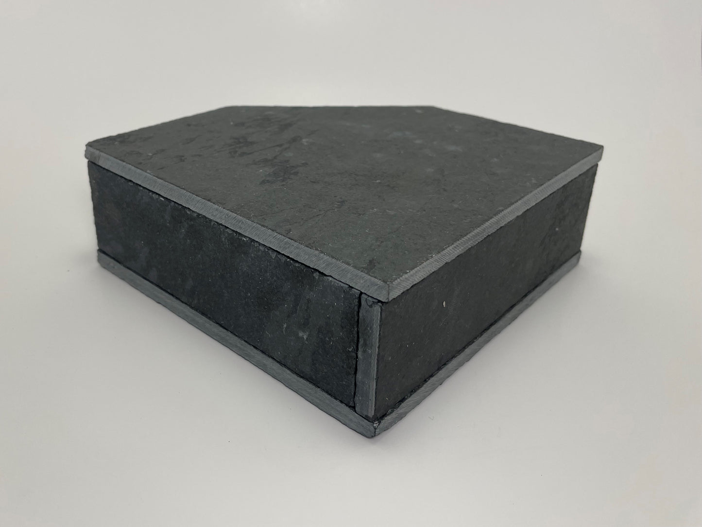 Slate Cave Hide 6x6x2"