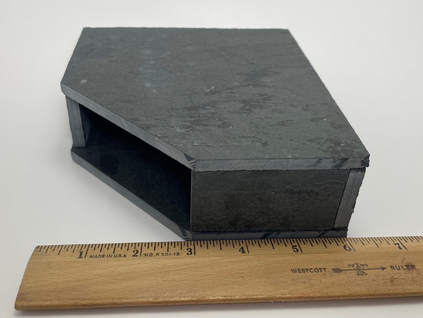 Slate Cave Hide 6x6x2"